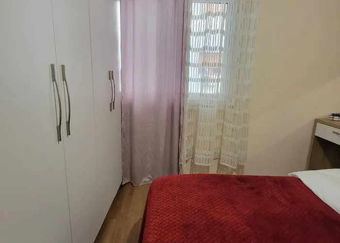 Апартаменты Ajla Komuna Apartament