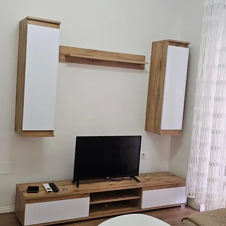Lejlighed Ajla Komuna Apartament